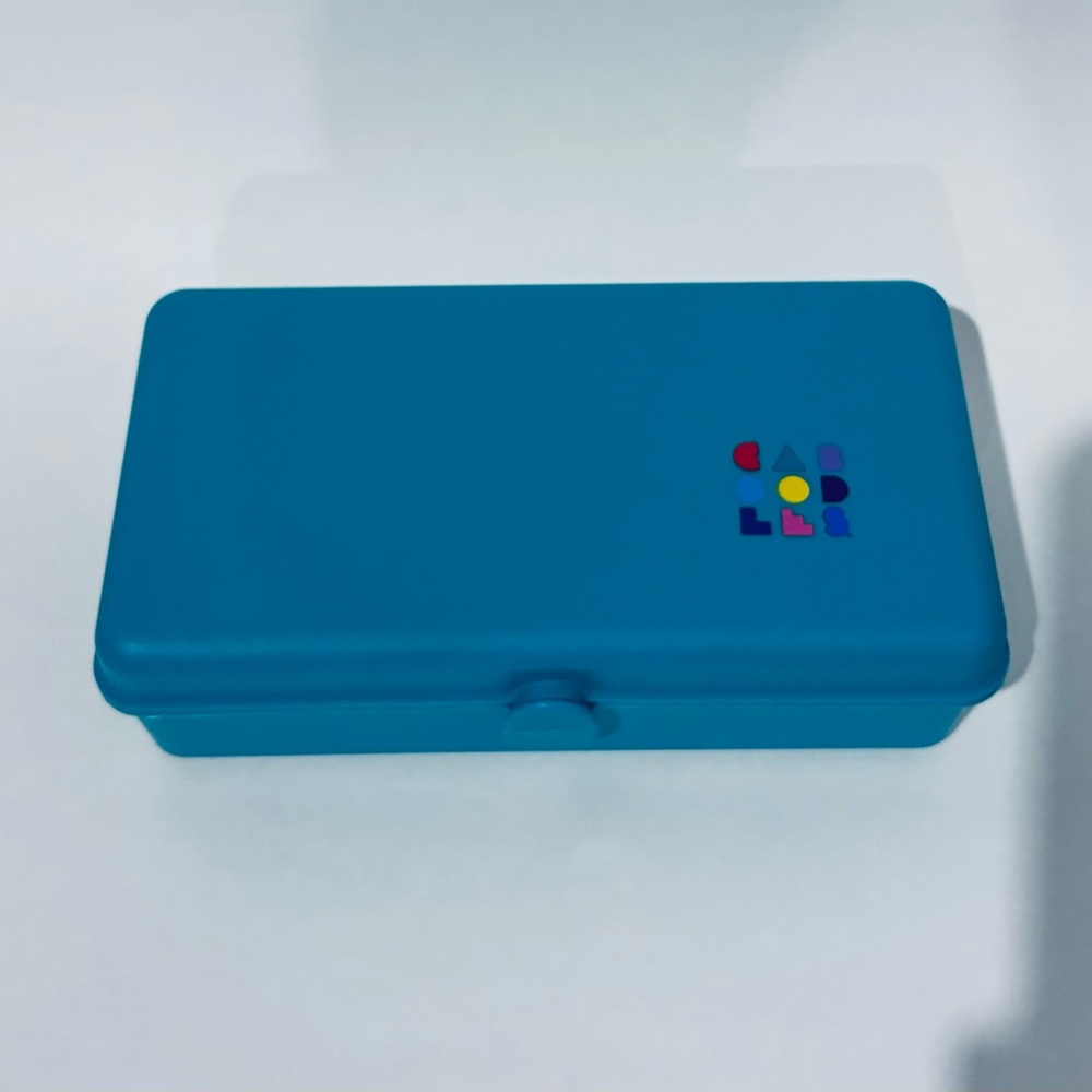Vintage 90’s Caboodles Small Makeup Case With Mirror